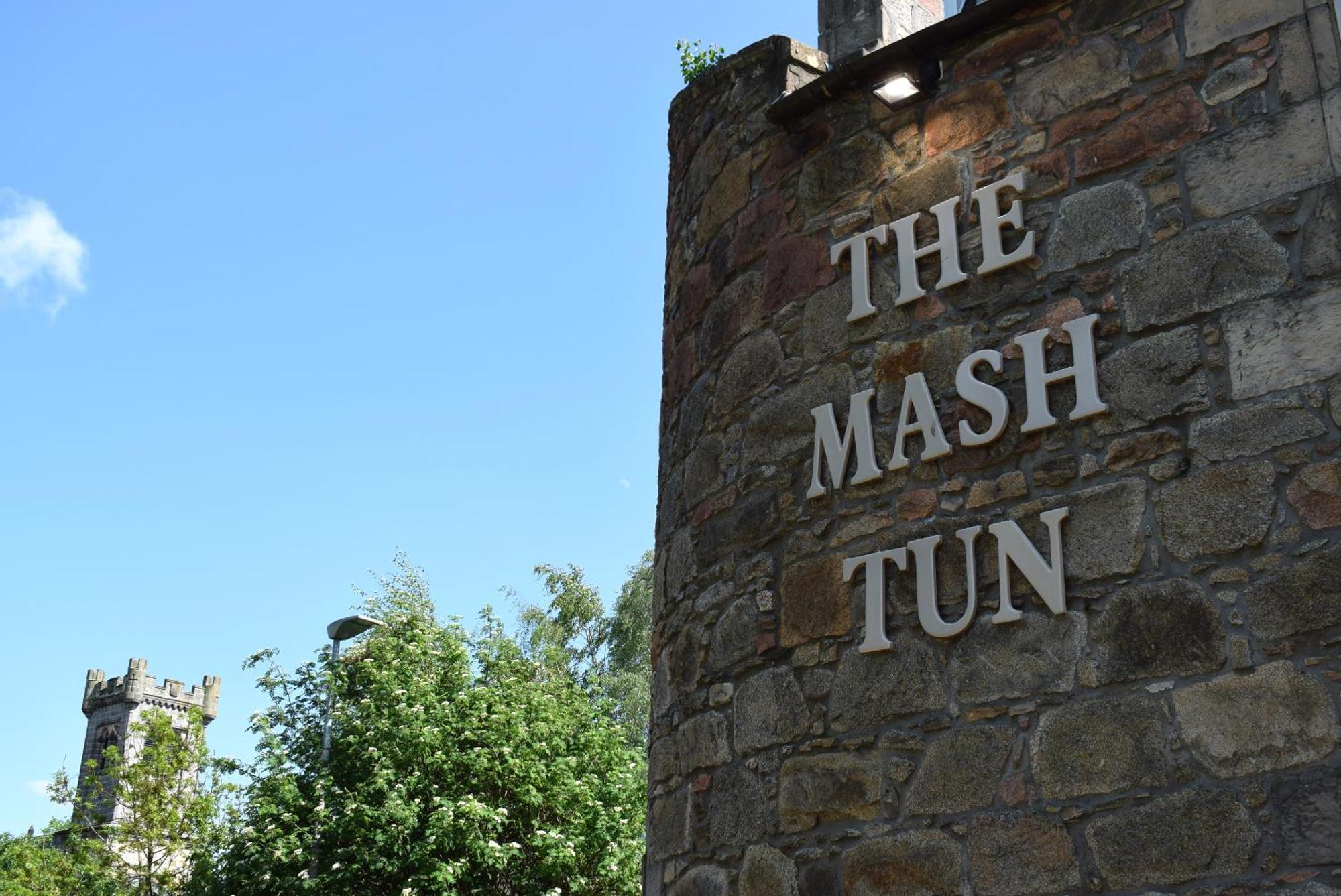Hotel The Mash Tun Aberlour Exterior foto